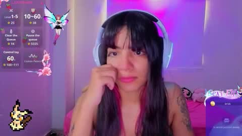 Helia Transfem and Amy online show from February 2026 10:36:02 PM