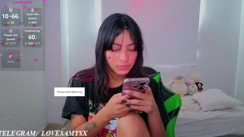 Helia Transfem and Amy online show from April 2026 07:58:02 PM