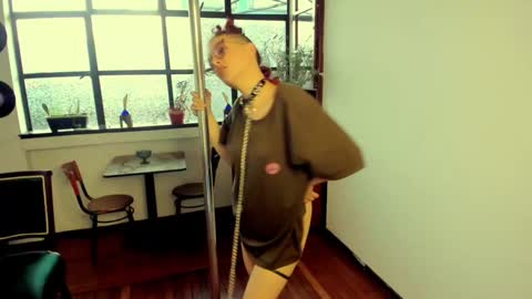 Snapshot of heliconiavannucci chatting on October 2025 10:43:02 PM Heliconia online show from October 2025 10:43:02 PM