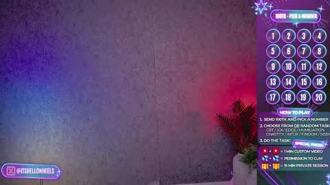 Snapshot of hell_on_heels_ chatting on November 2025 02:10:02 AM - show loyalty and subscribe - online show from November 2025 02:10:02 AM