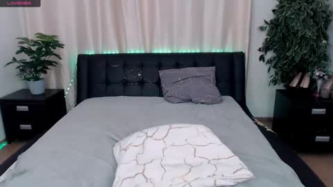 Hella online show from January 2025 08:11:02 PM