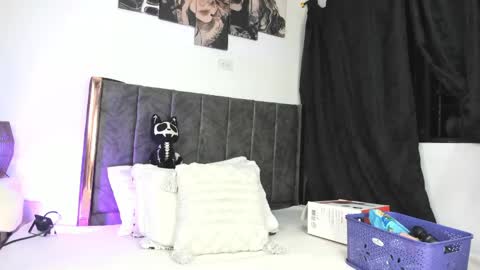 helldy_666 online show from May 2026 02:08:02 AM