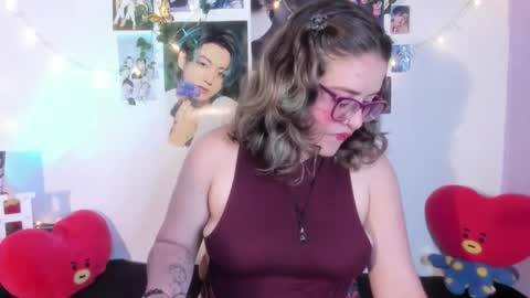 hellen online show from December 2025 04:09:01 AM