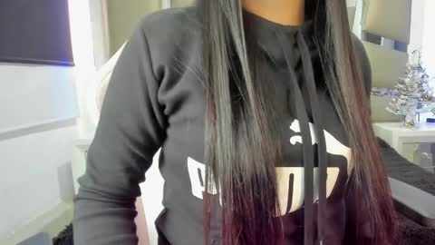 Snapshot of hellen__smith_ chatting on December 2025 01:41:02 PM hellen__smith_ online show from December 2025 01:41:02 PM