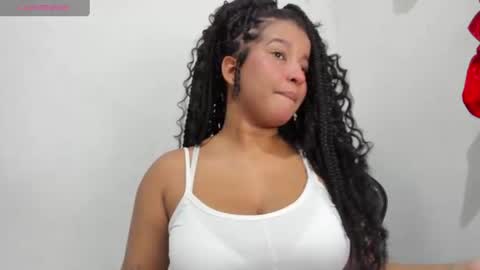 Snapshot of hellen_scot_ chatting on June 2026 04:06:01 AM hellen_scot_ online show from June 2026 04:06:01 AM