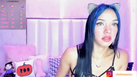 Hellen Paris online show from October 2025 05:55:01 AM