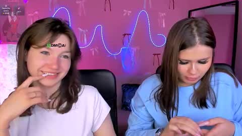 Snapshot of helli_belli chatting on March 2026 08:17:01 PM Helli online show from March 2026 08:17:01 PM