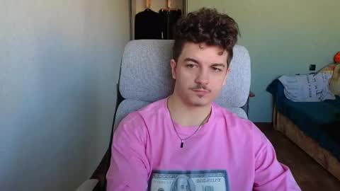 Snapshot of hellish_sugar chatting on March 2026 05:36:02 AM Remy online show from March 2026 05:36:02 AM