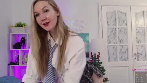 Alisia  Monday to Friday from 10 am to 4 pm GMT 2 online show from December 2024 08:11:02 AM