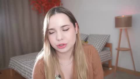 Snapshot of hello_taya chatting on October 2025 06:14:02 PM Taya online show from October 2025 06:14:02 PM