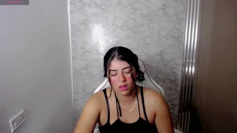 helloo_kityy25 online show from March 2026 02:26:01 AM