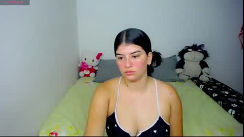 helloo_kityy25 online show from July 2026 02:01:02 PM