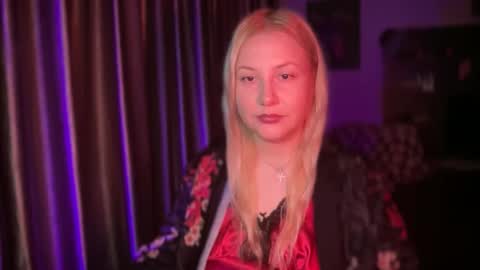 Snapshot of hellyriddle chatting on December 2025 04:39:02 AM DeleteyourSadness online show from December 2025 04:39:02 AM