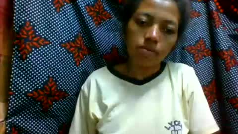 Snapshot of henitsaldy chatting on July 2026 10:21:02 AM henitsaldy online show from July 2026 10:21:02 AM
