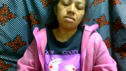 Snapshot of henitsaldy chatting on July 2026 10:27:01 PM henitsaldy online show from July 2026 10:27:01 PM