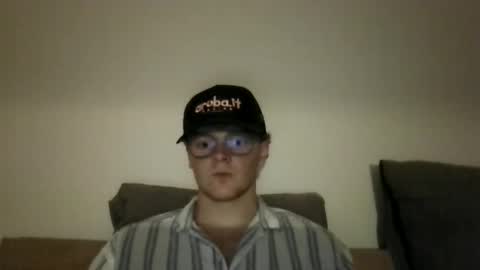 Snapshot of henrietje chatting on May 2026 08:06:02 PM henrietje online show from May 2026 08:06:02 PM
