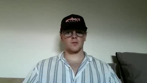 Snapshot of henrietje chatting on May 2026 04:58:02 PM henrietje online show from May 2026 04:58:02 PM