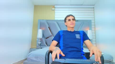 Henry online show from March 2026 07:57:01 PM