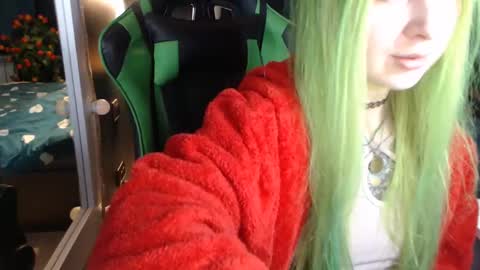 Snapshot of hentaishiing chatting on February 2025 05:49:02 PM Hentaishiing online show from February 2025 05:49:02 PM