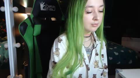 Snapshot of hentaishiing chatting on March 2025 04:35:01 PM Hentaishiing online show from March 2025 04:35:01 PM