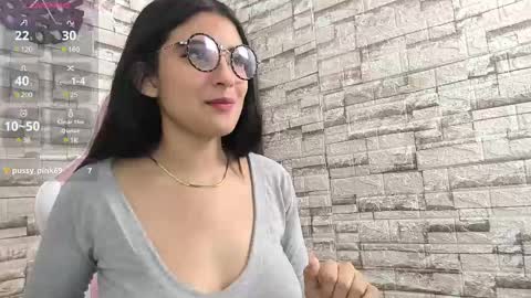 Snapshot of hera_elis chatting on February 2025 07:52:02 PM hera_elis online show from February 2025 07:52:02 PM