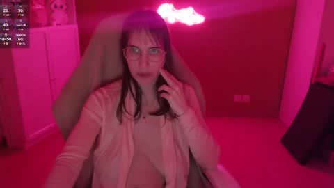 Snapshot of heraluna_ chatting on January 2025 01:53:01 AM HeraLuna  online show from January 2025 01:53:01 AM