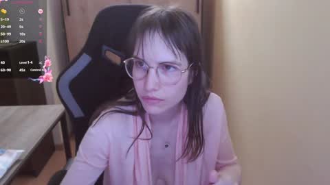 Snapshot of heraluna_ chatting on January 2025 10:51:02 PM HeraLuna  online show from January 2025 10:51:02 PM