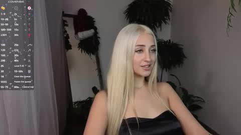 Snapshot of here_wego_again_ chatting on December 2025 02:16:02 AM Elise online show from December 2025 02:16:02 AM