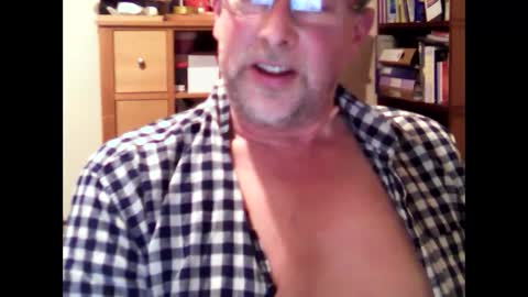 Snapshot of hereford66 chatting on December 2024 07:37:02 PM hereford66 online show from December 2024 07:37:02 PM