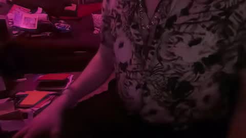 hereforonething888 online show from April 2026 06:00:02 AM