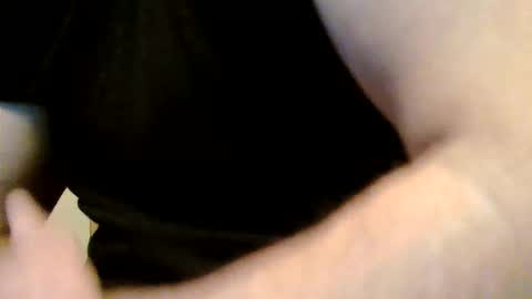 Snapshot of heretost chatting on April 2026 09:48:02 AM mr D online show from April 2026 09:48:02 AM