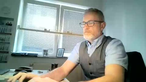 hering76 online show from May 2026 06:22:02 AM