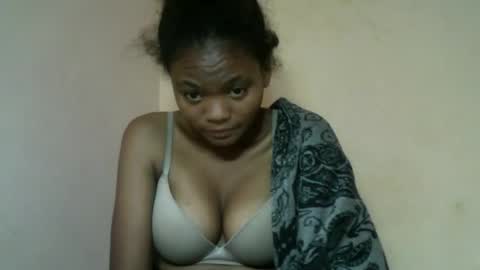 Snapshot of herisse01 chatting on May 2026 12:07:01 AM herisse01 online show from May 2026 12:07:01 AM