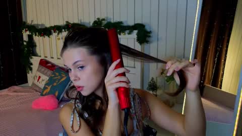 Snapshot of herminasouth chatting on March 2026 09:11:01 PM Nicole online show from March 2026 09:11:01 PM