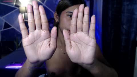 Snapshot of herrafoxx chatting on June 2026 03:07:01 AM Davey online show from June 2026 03:07:01 AM