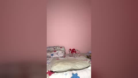 Snapshot of herslatt chatting on March 2026 01:33:02 AM herslatt online show from March 2026 01:33:02 AM