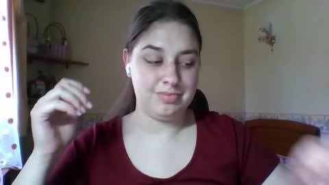 hess_luna_ online show from March 2026 10:07:02 AM