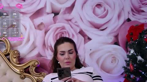 Hessy online show from December 2025 05:53:01 PM