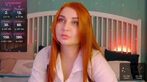 Snapshot of hey_cassie chatting on June 2026 03:18:01 PM hey_cassie online show from June 2026 03:18:01 PM