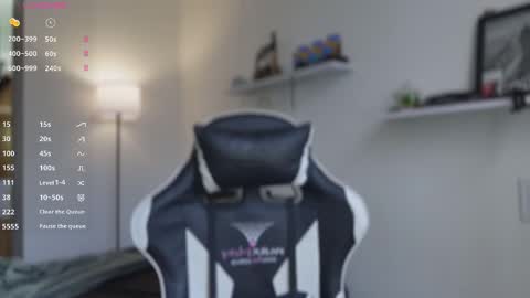 hey_cesard online show from September 2025 03:23:01 PM