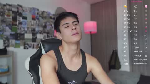 hey_cesard online show from November 2025 04:17:01 PM