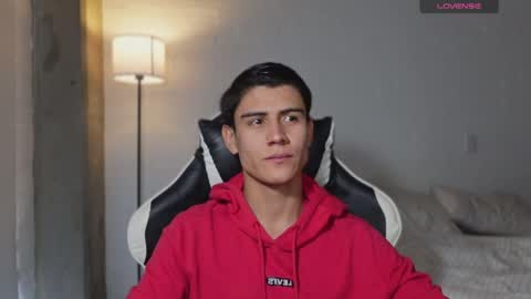 hey_cesard online show from April 2026 03:19:02 PM