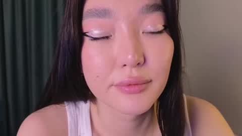 Snapshot of hey_herbal chatting on March 2025 06:55:01 PM Audrey online show from March 2025 06:55:01 PM