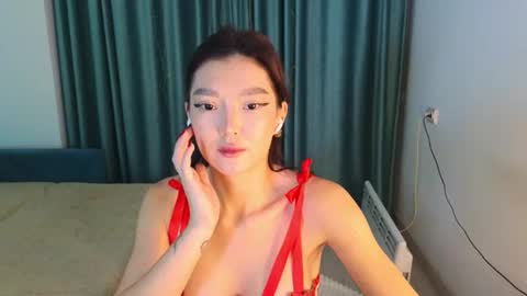Snapshot of hey_herbal chatting on September 2025 02:40:02 PM Audrey online show from September 2025 02:40:02 PM
