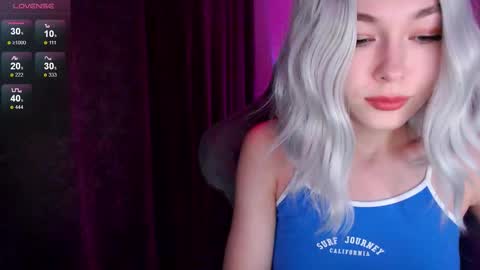  Nora  online show from October 2025 07:46:02 PM