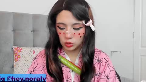 Snapshot of hey_noraly chatting on February 2025 02:12:02 PM Noraly  online show from February 2025 02:12:02 PM