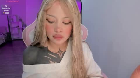 Snapshot of heybambino_ chatting on March 2025 07:26:02 AM Bambi.....Help me get 100 likes in the satisfaction bar. online show from March 2025 07:26:02 AM