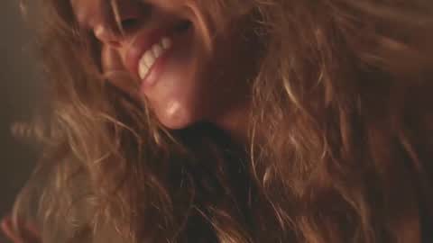 Snapshot of heybanan chatting on February 2025 11:23:02 PM Alina online show from February 2025 11:23:02 PM