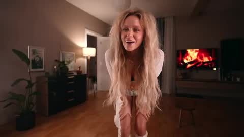 Alina online show from May 2026 05:51:01 PM