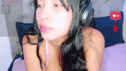 heyemi09 online show from June 2026 10:36:02 PM